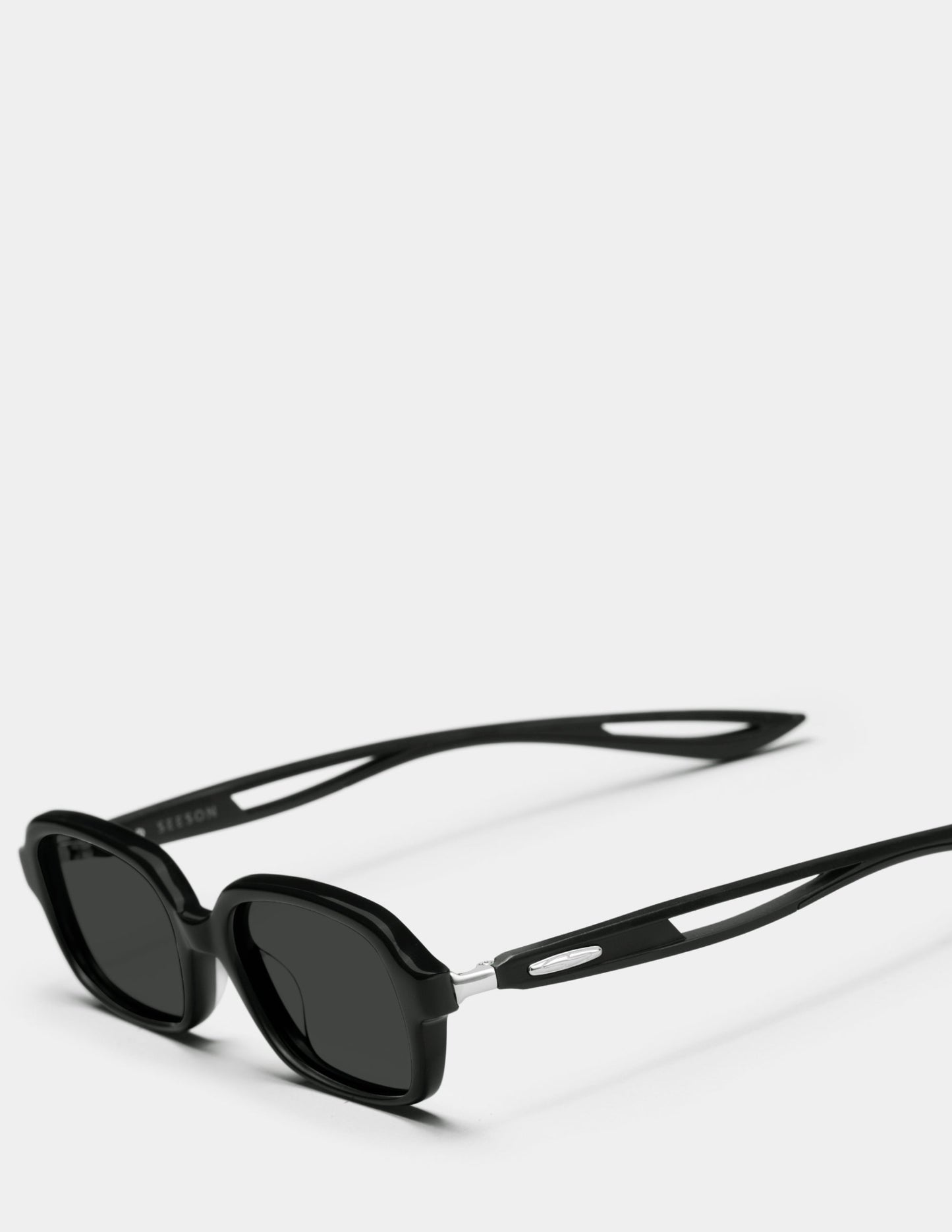 Black-Black-4