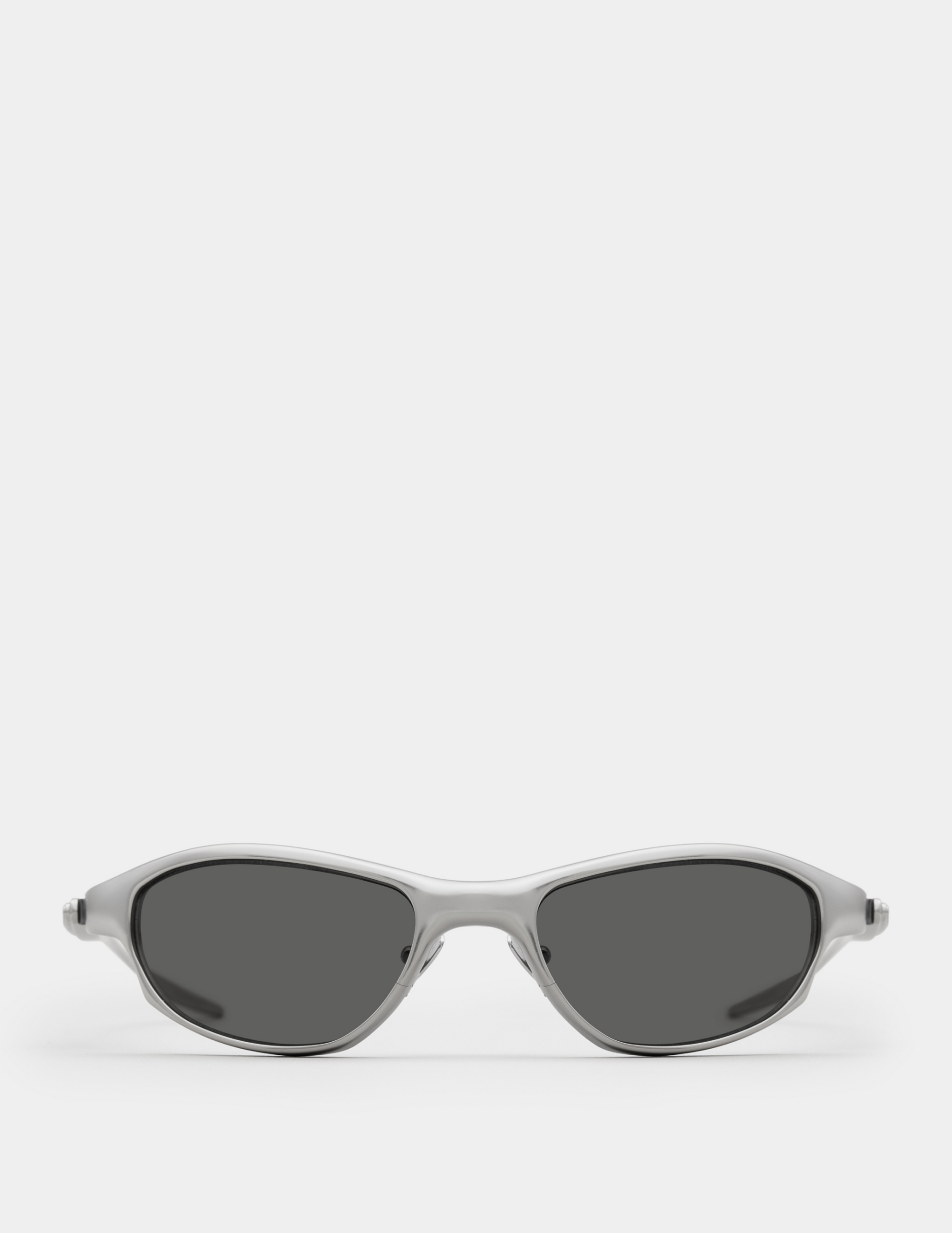 Silver-Black-2