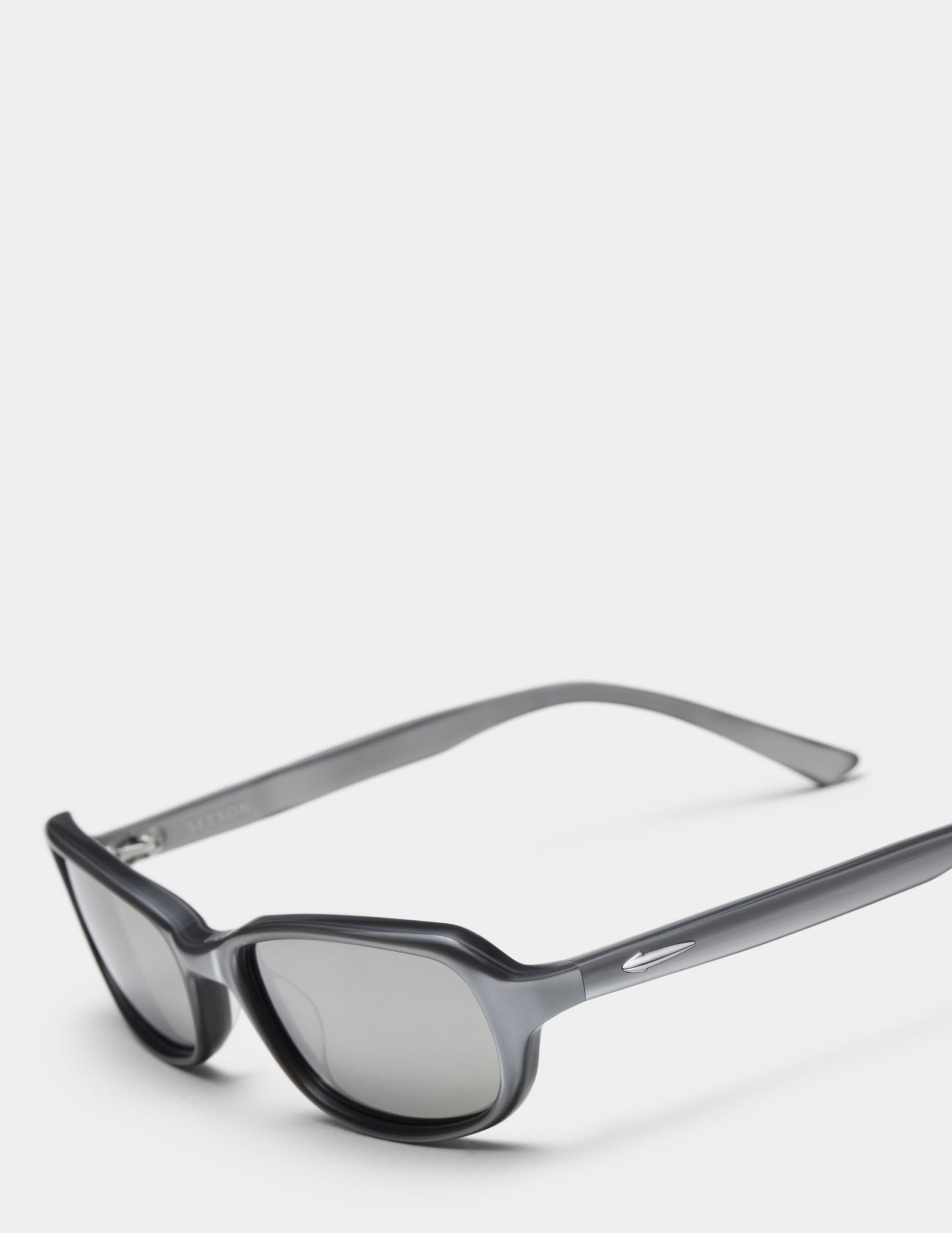 Metallic-Silver-Mirror-Silver-4